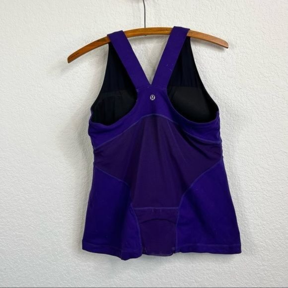 Lululemon Deep V Athletic Tank Mesh Back Pocket - Picture 2 of 3